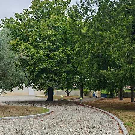 Chez Vieux Chateau Landon *