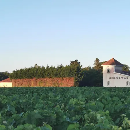 Chez Vieux Chateau Landon * Bégadan