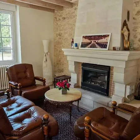 Chez Vieux Château Landon *