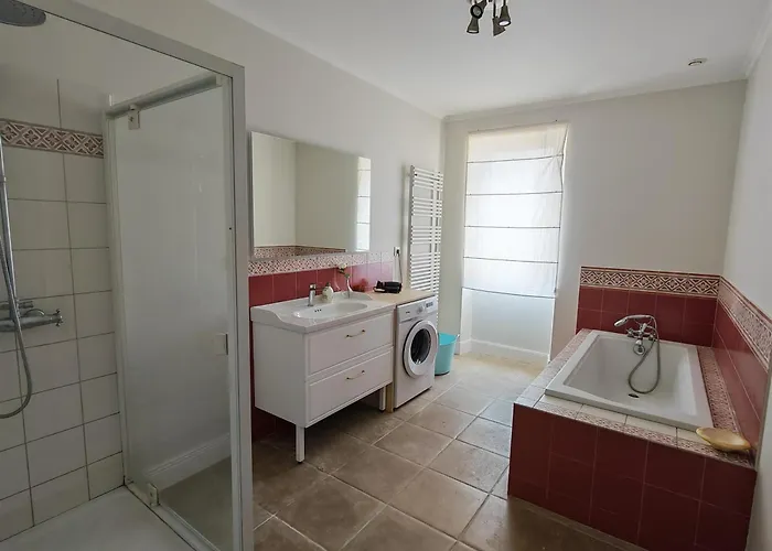 فيلة Chez Vieux Chateau Landon